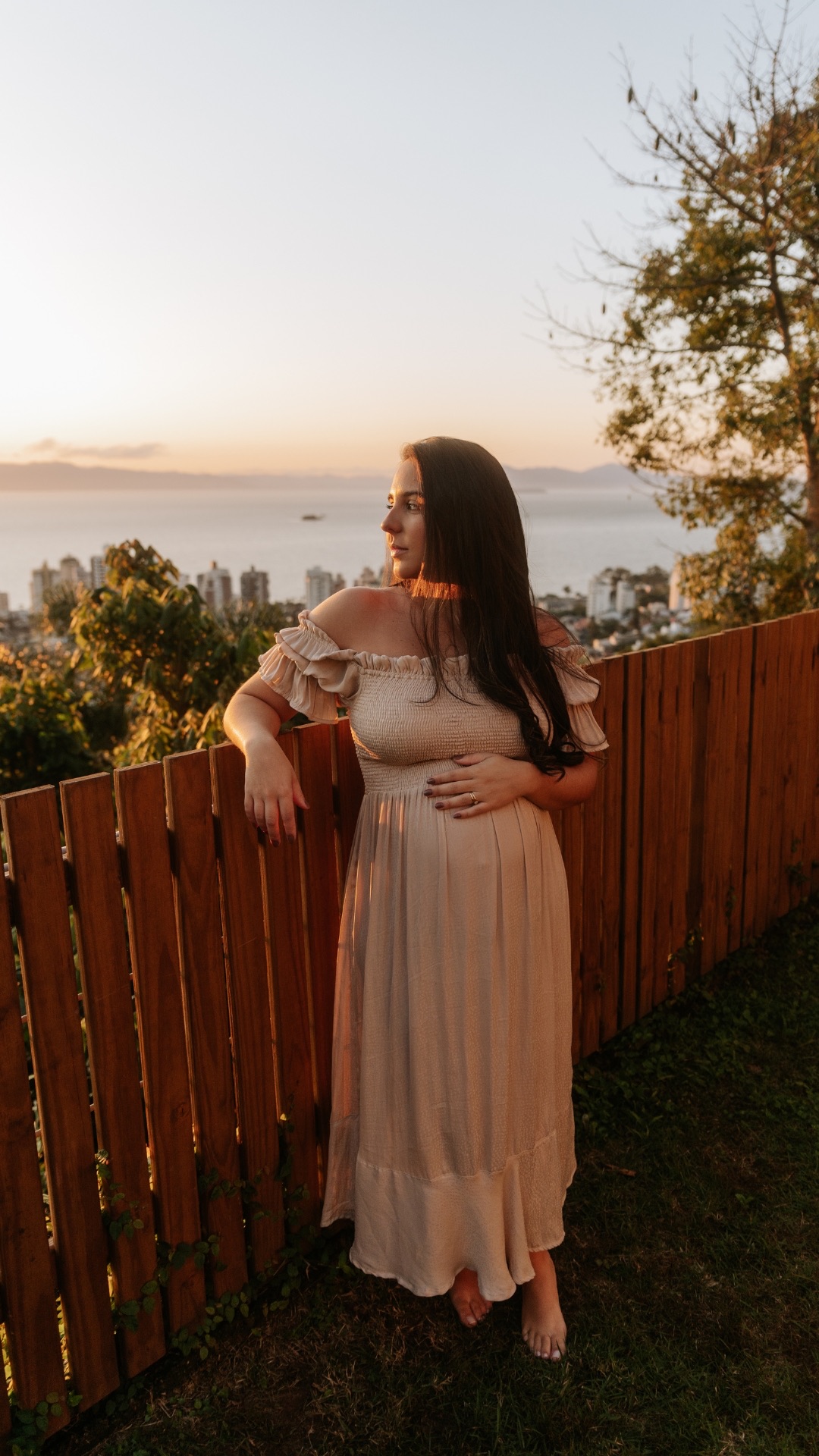 Momento de alegria e emoção da família durante registro de nascimento